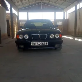 BMW 525 1992