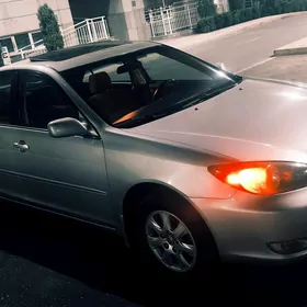 Toyota Camry 2003