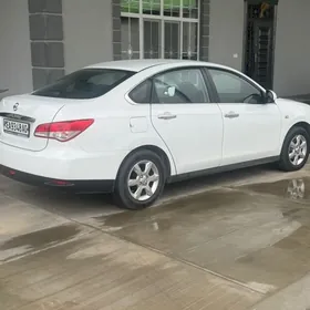 Nissan Almera 2015