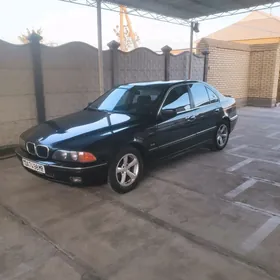 BMW E39 1999