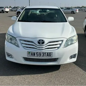 Toyota Camry 2010