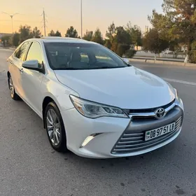 Toyota Camry 2017