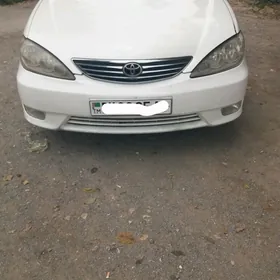 Toyota Camry 2005