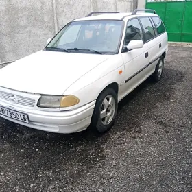 Opel Astra 1996