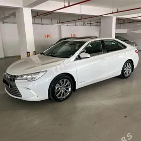 Toyota Camry 2015