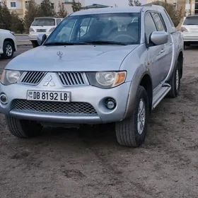 Mitsubishi L200 2007