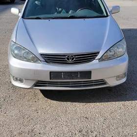 Toyota Camry 2005