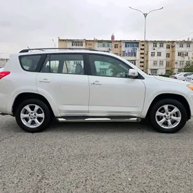 Toyota RAV4 2012