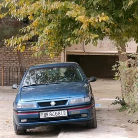 Opel Vectra 1993