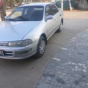 Toyota Carina 1992