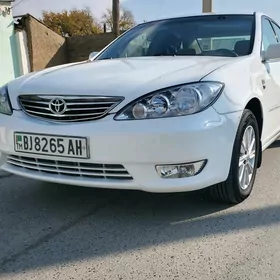 Toyota Camry 2005