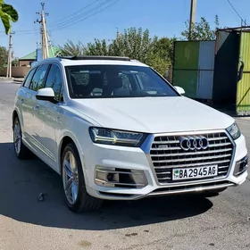 Audi Q7 2018