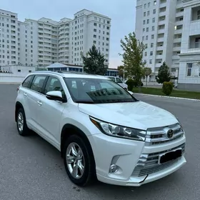 Toyota Highlander 2018