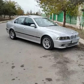 BMW E39 1999