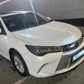 Toyota Camry 2017