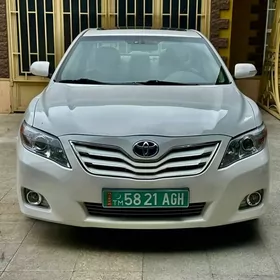 Toyota Camry 2010