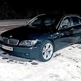 BMW 745 2005