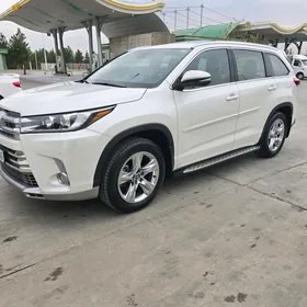 Toyota Highlander 2018