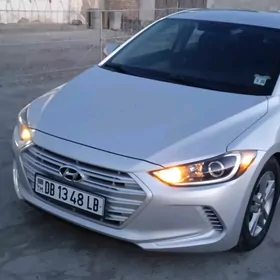 Hyundai Elantra 2017