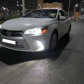 Toyota Camry 2017