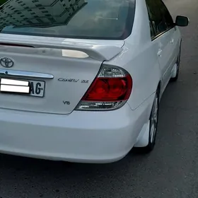 Toyota Camry 2004