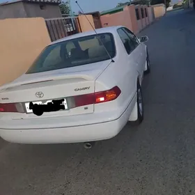 Toyota Camry 1998