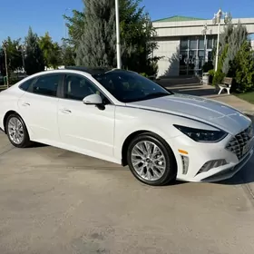 Hyundai Sonata 2021