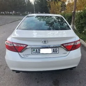 Toyota Camry 2015