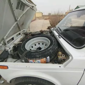 Lada Niva 1999