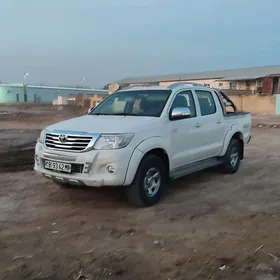 Toyota Hilux 2012