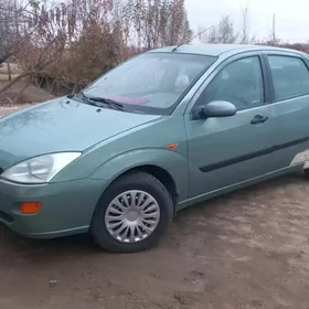 Ford Focus 2000