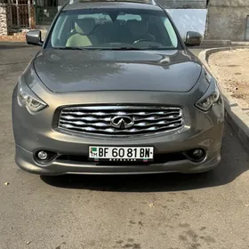 Infiniti FX35 2010