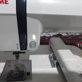 Janome 230 E