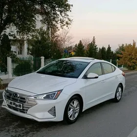 Hyundai Elantra 2019