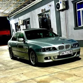 BMW M5 1997