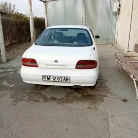 Nissan Bluebird 1997