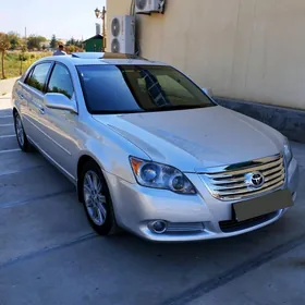 Toyota Avalon 2010