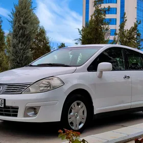 Nissan Versa 2010