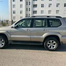 Toyota Land Cruiser Prado 2005