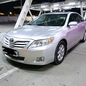 Toyota Camry 2011