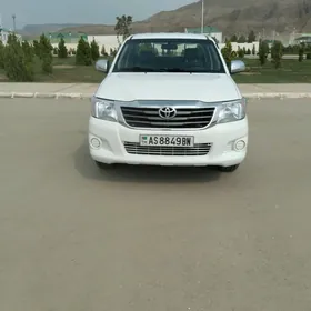 Toyota Hilux 2012