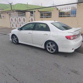 Toyota Corolla 2011