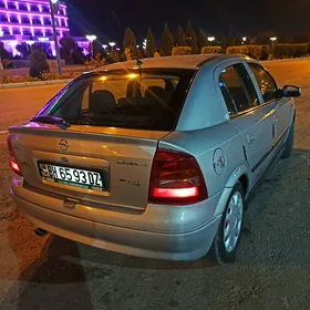 Opel Astra 2002