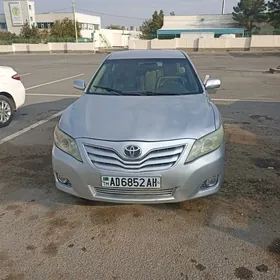 Toyota Camry 2010