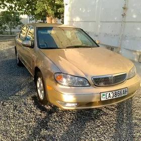 Nissan Maxima 2000