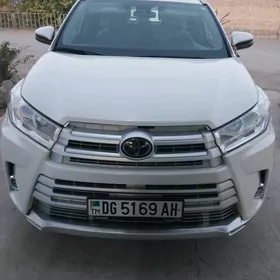 Toyota Highlander 2018