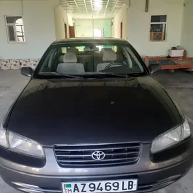 Toyota Camry 1997