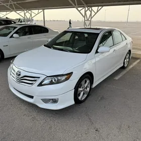 Toyota Camry 2011