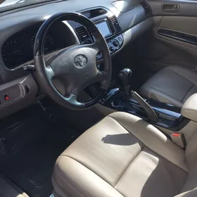 Toyota Camry 2005