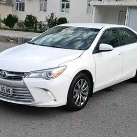 Toyota Camry 2016